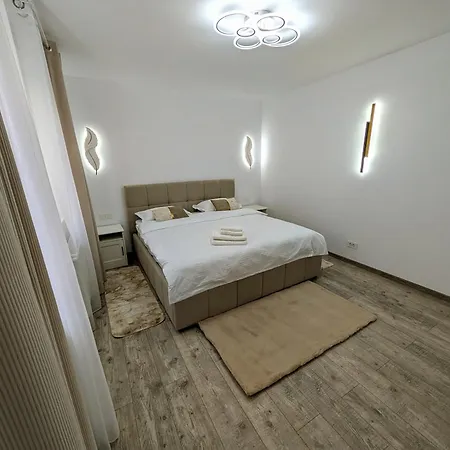Urban Hills Loft Apartment Brasov