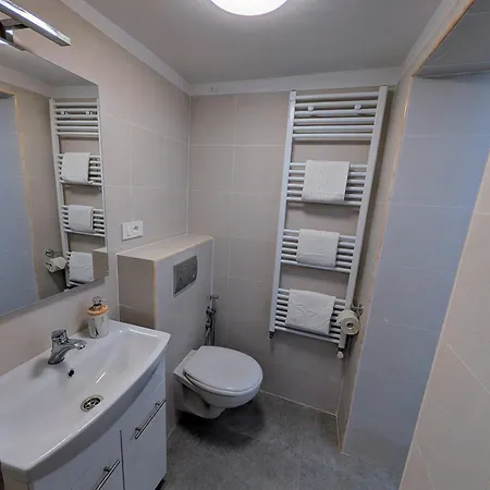 Urban Hills Loft Апартаменты *