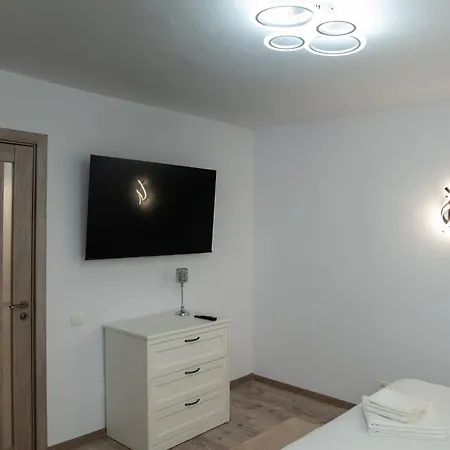 Urban Hills Loft Apartment Brasov