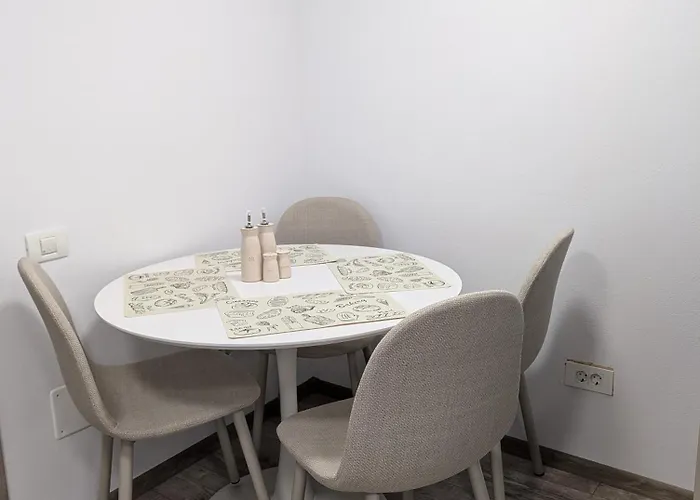 Urban Hills Loft Apartment Brasov